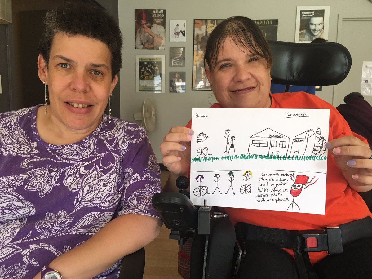 BzzzMtl's tweet photo. 1ere formation de Storytelling 🤗 dans un espace accessible ❤️
1st day of training in Storytelling 😊 in an accessible space ❤️ https://t.co/HiX2Ik9VAF