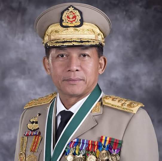 ငါ့တုိ႔ ရင္ထဲက  ပ့ဲကုိင္႐ွင္ ႏွစ္ဦး