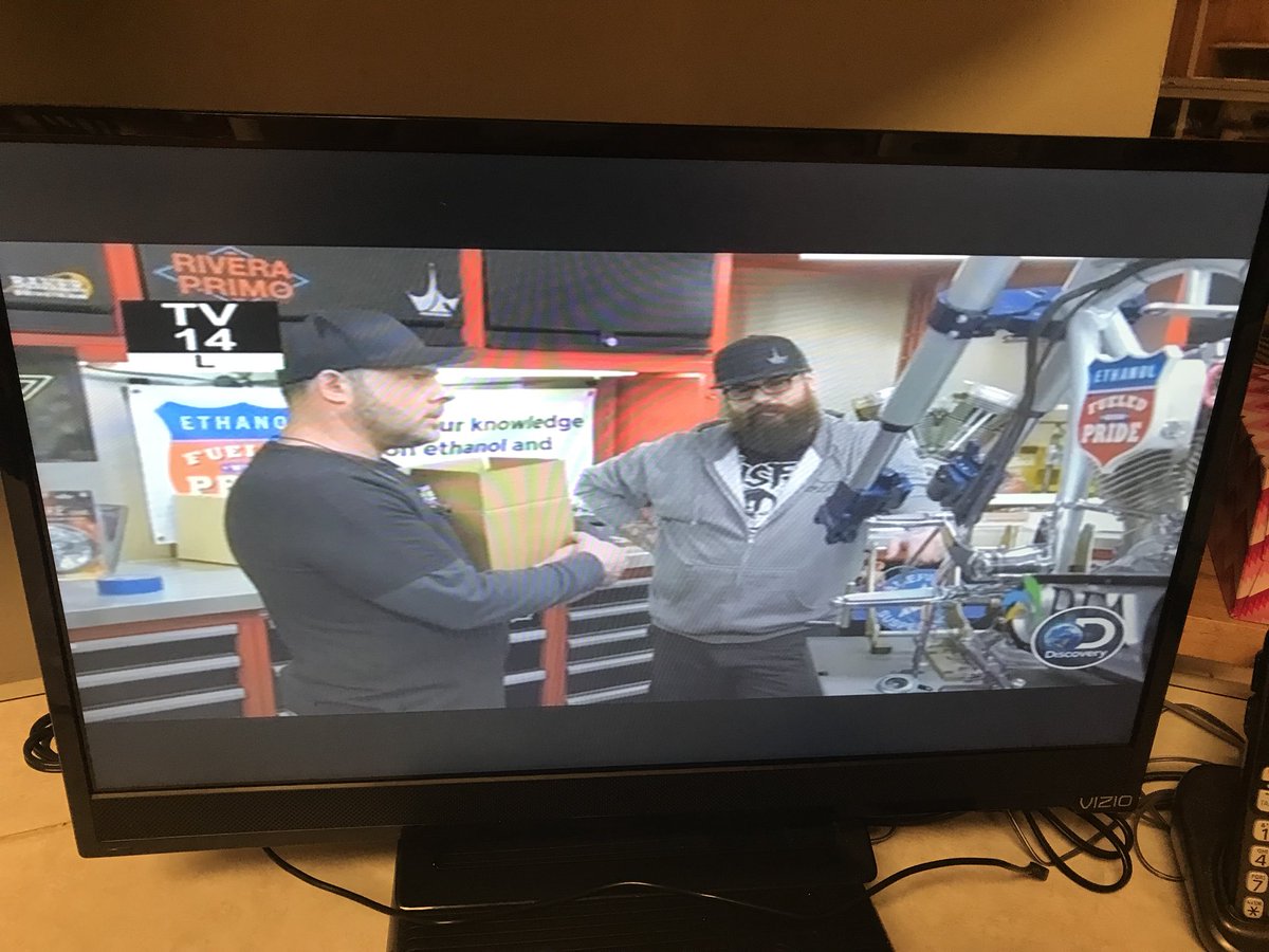EnergyAgNews's tweet image. .@WhereIsPaulJr says he wanted to give @EthanolRFA bike a “patriotic theme” b/c #ethanol is about American jobs #FuelYourKnowledge