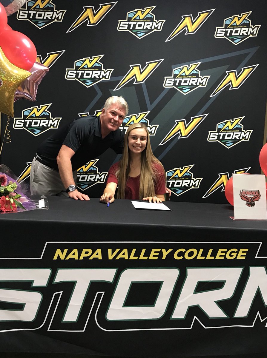 NVC_Volleyball's tweet photo. 🏐 Congratulations to Mariah Leal on her commitment to Holy Names University! 😃🎉 #nvcathletics #nvclife #volleyball #studentathlete #studyhard #workhard #skysthelimit https://t.co/DWdrDJYHc8