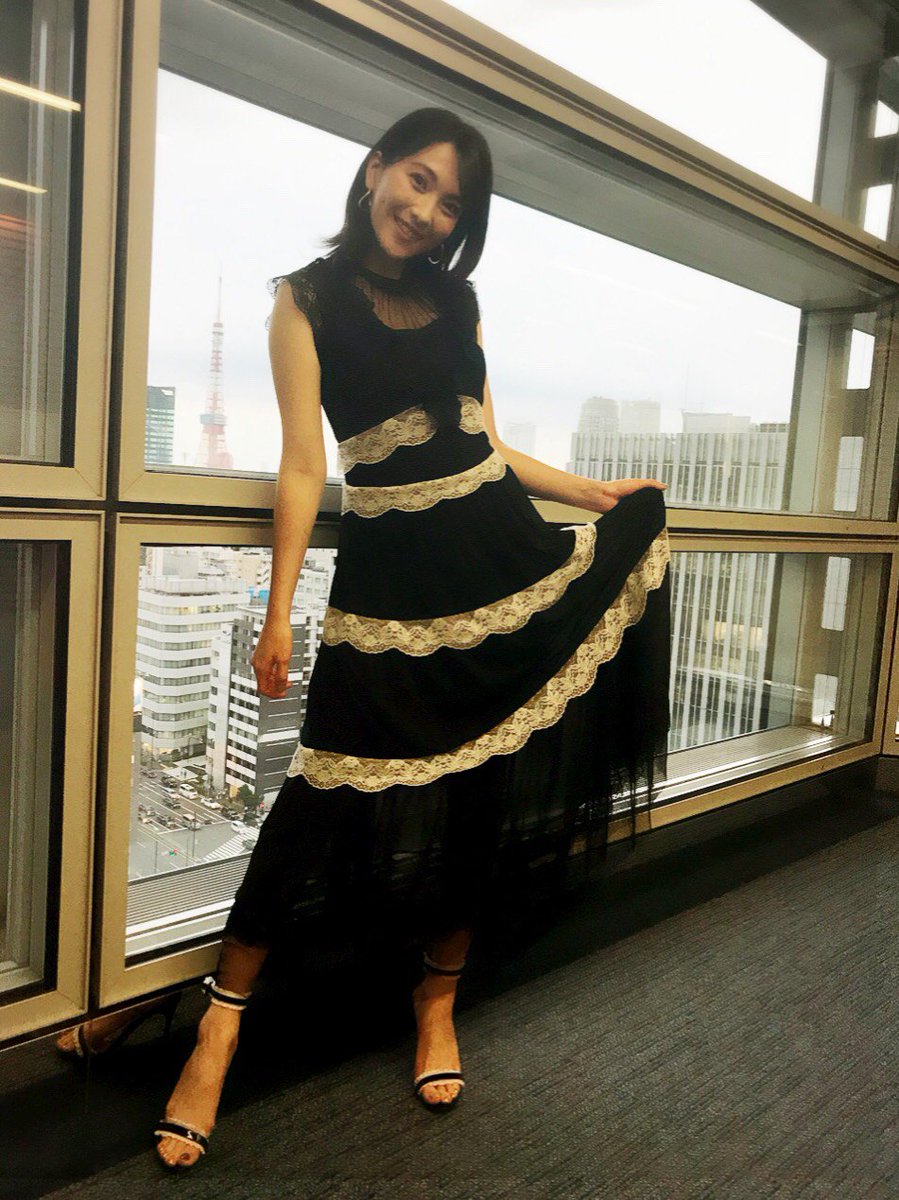 k_jiyoung_'s tweet photo. 6/18(月)夜9時～
#深イイ話 出演します❗
📷収録後に大好きな🗼と2ショット
#JY　#私の人生なのに　#知英 https://t.co/UlPq5dWabA