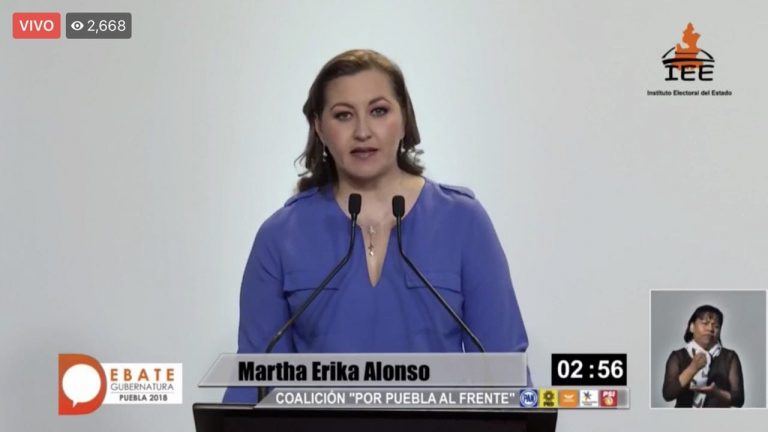 encortho's tweet photo. El combate a la delincuencia será prioridad en mi gobierno, afirmó @MarthaErikaA en el #DebatePuebla más información en  https://t.co/lcu8hCRg3o #DesdeTehuacán https://t.co/KPGu0IqH0T