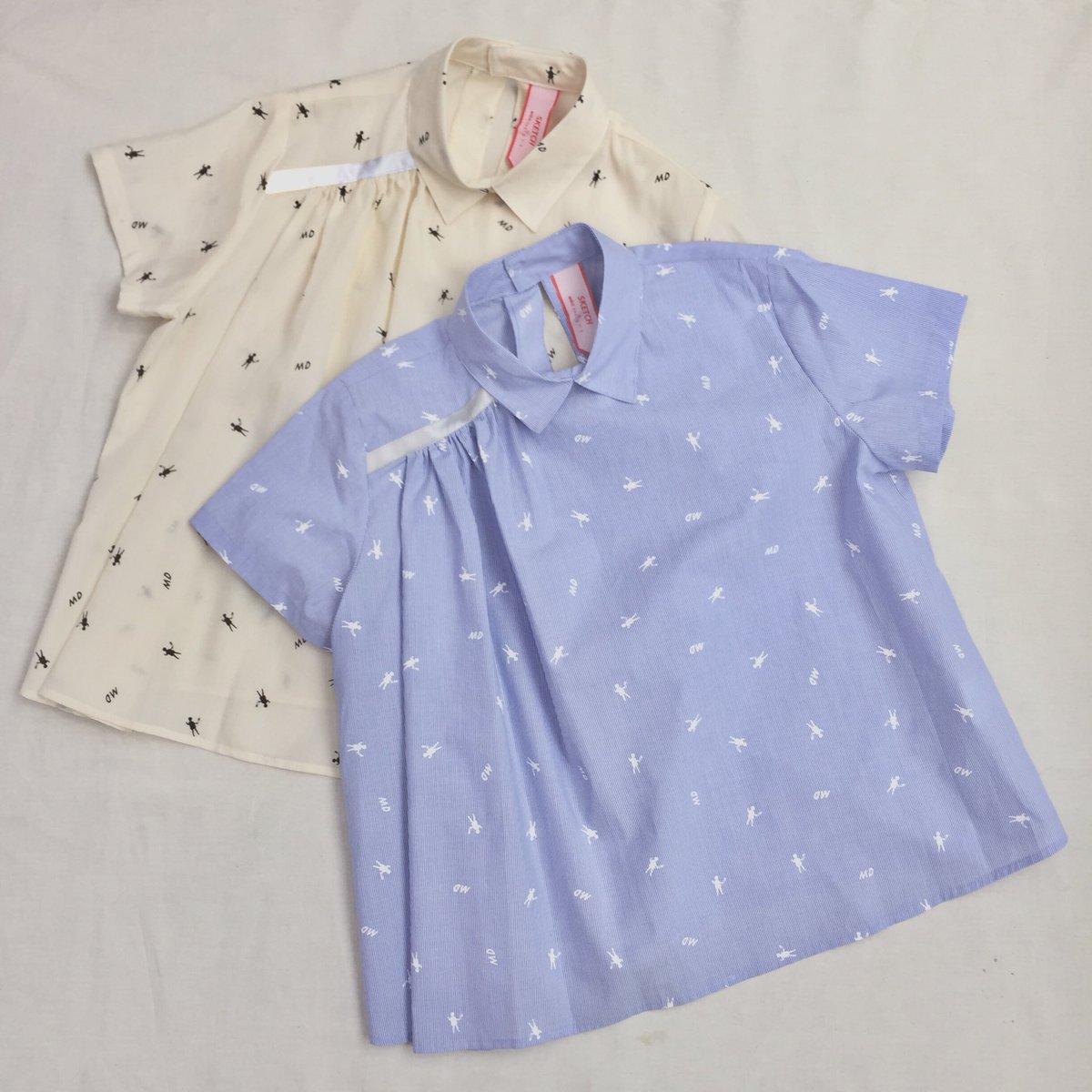 mintdesigns_ao's tweet photo. 〈RECOMMEND ITEM〉
DOLLをモチーフにした総柄ブラウスが再入荷いたしました。シフォン素材でさらりとした着心地です。
LITTLE TOP   ¥16,000+tax

OPEN：11AM-8PM
#mintdesigns #ミントデザインズ https://t.co/MrLUiykxho