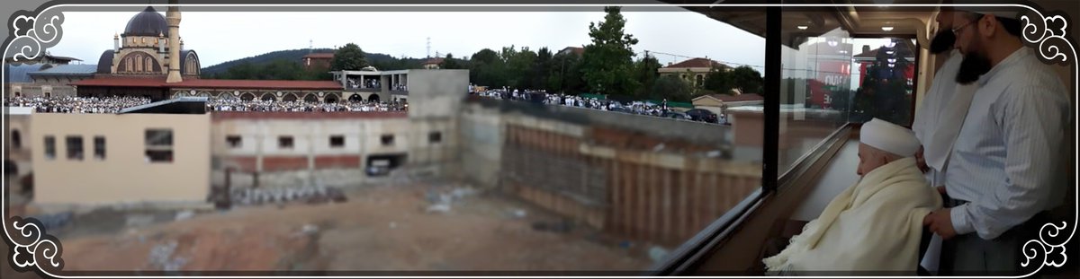 KIYAMDER's tweet photo. Gel ey derviş, Hakk'ı bulayım dersen, 
Bir kâmil mürşid'e varmayınca olmaz, 
Resûlün cemalin göreyim dersen, 
Bir kâmil mürşid'e varmayınca olmaz.
*
Niceler giderler mürşid arayı, 
Arayanlar buldu derde devâyı, 
Bin yılda okusan aktan karayı, 
Bir kâmil mürşid'e varmayınca olmaz. https://t.co/xwOAR0sF5D