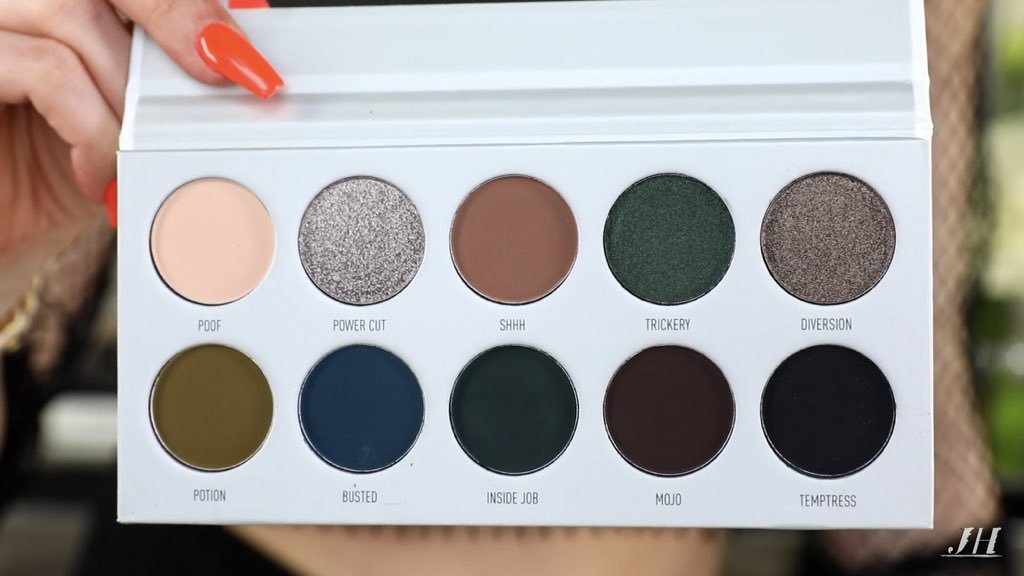 dwtdjoo's tweet photo. alright, I’m crying because these are so pretty. I already have so many looks in mind. I’m broke rn but as soon as I have money I’m spending it on these because oh my god 😍🤤🤤 @Jaclynhill https://t.co/nRGOD2ZwhA