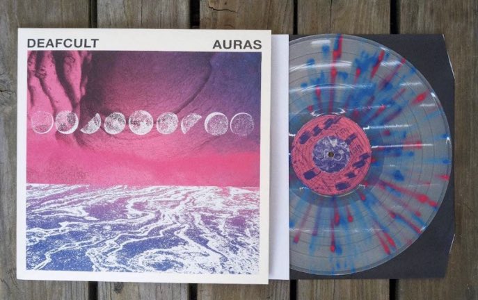 There’s not many times I would admit to wanting to sleep with an entire band (haha jks) but if you like sexy distortion shoegazey gravelly angel music, buy this immediately deafcultbrisbane.bandcamp.com/album/auras mine is almost here and 😍 ty <a href="/Deafcultband/">DEAFCULT🏳️‍🌈</a> 
look how pretty it is!