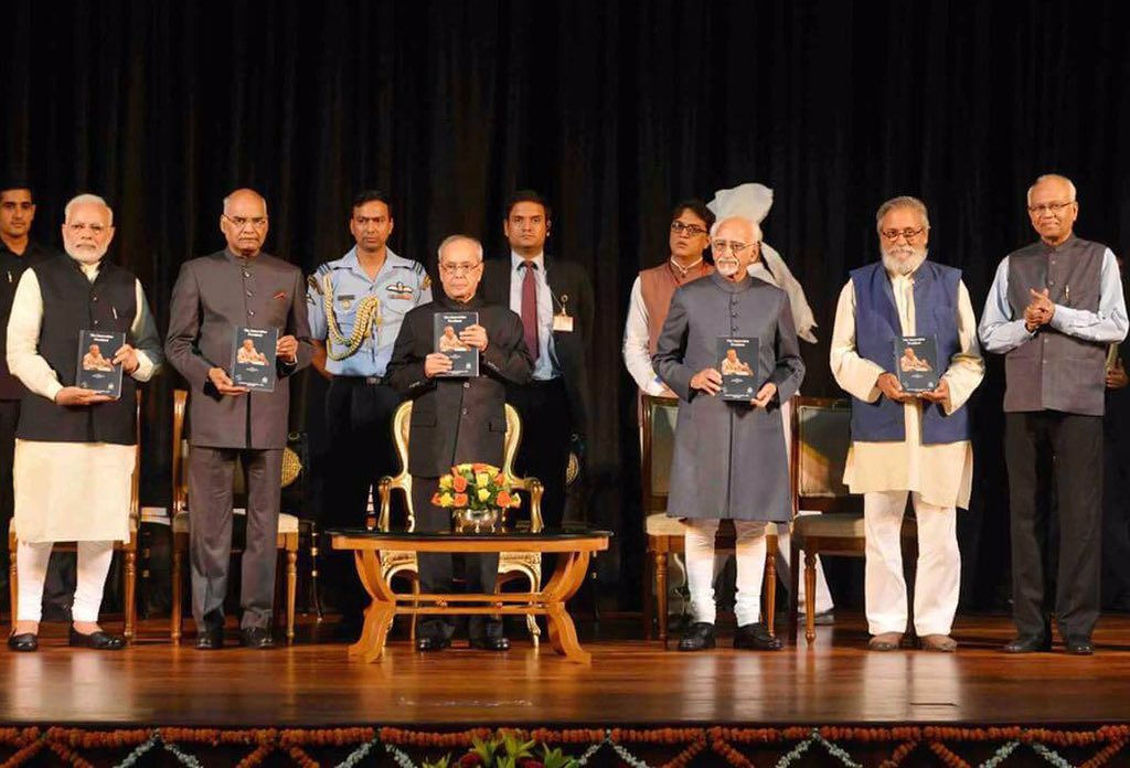 rameshmashelkar's tweet photo. Stepped down as Chairman of @nifindia 
Served it for 18 years with great leadership of @anilgb 
Many many special moments...
Very special was when outgoing President Mukherjee chose to have his very last formal act as release of book on grassroots #innovation https://t.co/PGbemGEIPj
