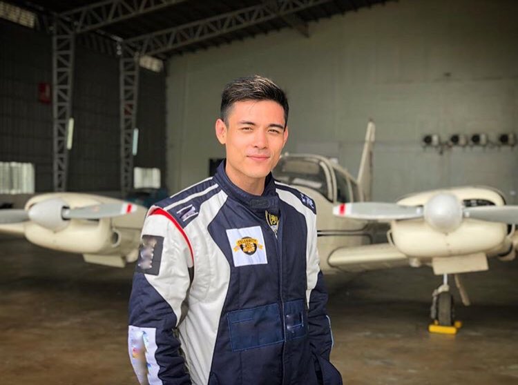 XianAlliance's tweet photo. Leaning towards Maverick? Boom!
🎧 Take my breath away... Take my breath away 🎧🎤
#celebritycarwars
#historyasia
#XianLim https://t.co/0Rs8vZQfwI