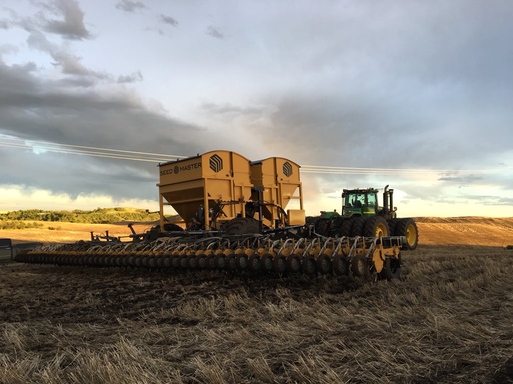 DDouhaniuk's tweet photo. Thanks @SeedMasterMfg for the opportunity to try your single rank airdrill, it did amazing through rain and some extreme hills. #prototype #innovation https://t.co/ZCxgffiBn1