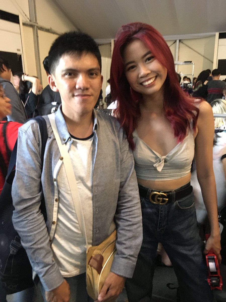jokenkenAR's tweet photo. Ang pinakamaswerteng babae sa mundo ng blogging. Eh di ikaw na talaga Vina Guerrero. Ang bumihag ng puso ni David Guison. Ang ganda at ang bait niyo po @guerrerovina #BU15 #BloggersUnited #BloggersUnitedPH @bloggers_united https://t.co/XxTLGyW9RA