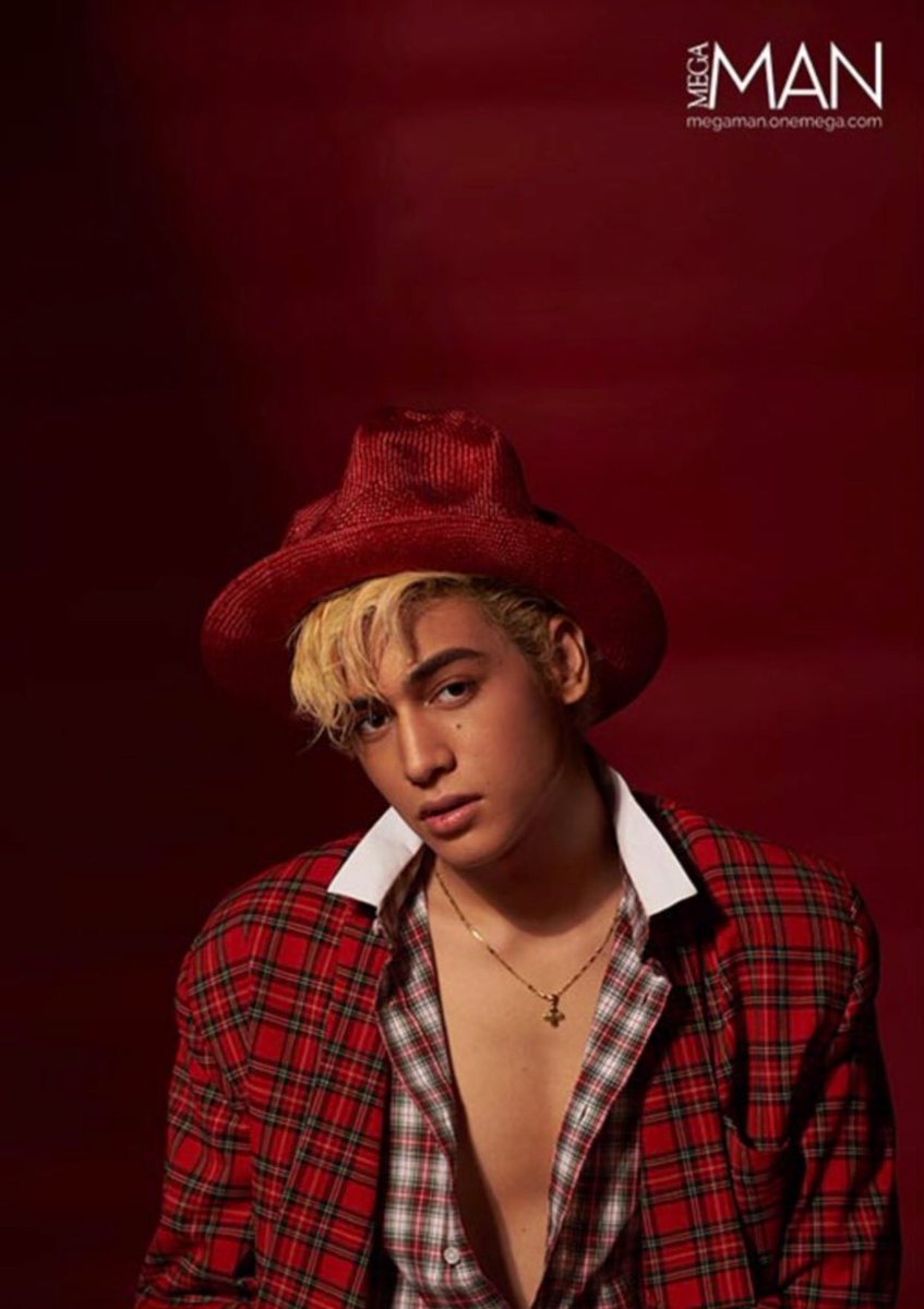 yengskee003's tweet photo. Seriously @itsmeMarcoG ? You’re at it again!! Nambibigla ka na naman! You pulled off that plaids on plaids styling. Natural model ka nga. 

#MEGATheNewPHWithMarcoGallo https://t.co/iDMWmBTlH9