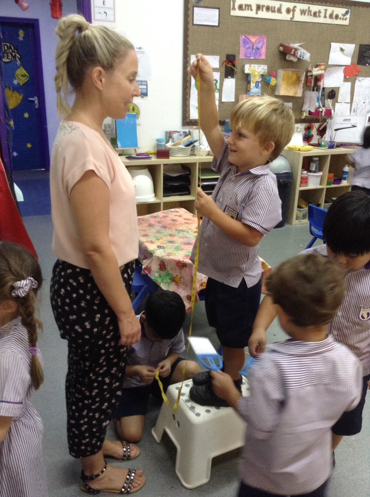 FS1_SBS's tweet photo. When 4yr olds are almost as tall as the teacher! #sbsfs1 #sbsactivelearning #sbsengagement #sbsmathematics #sbsfun @SafaBritishSch https://t.co/k0HTqVCAZA