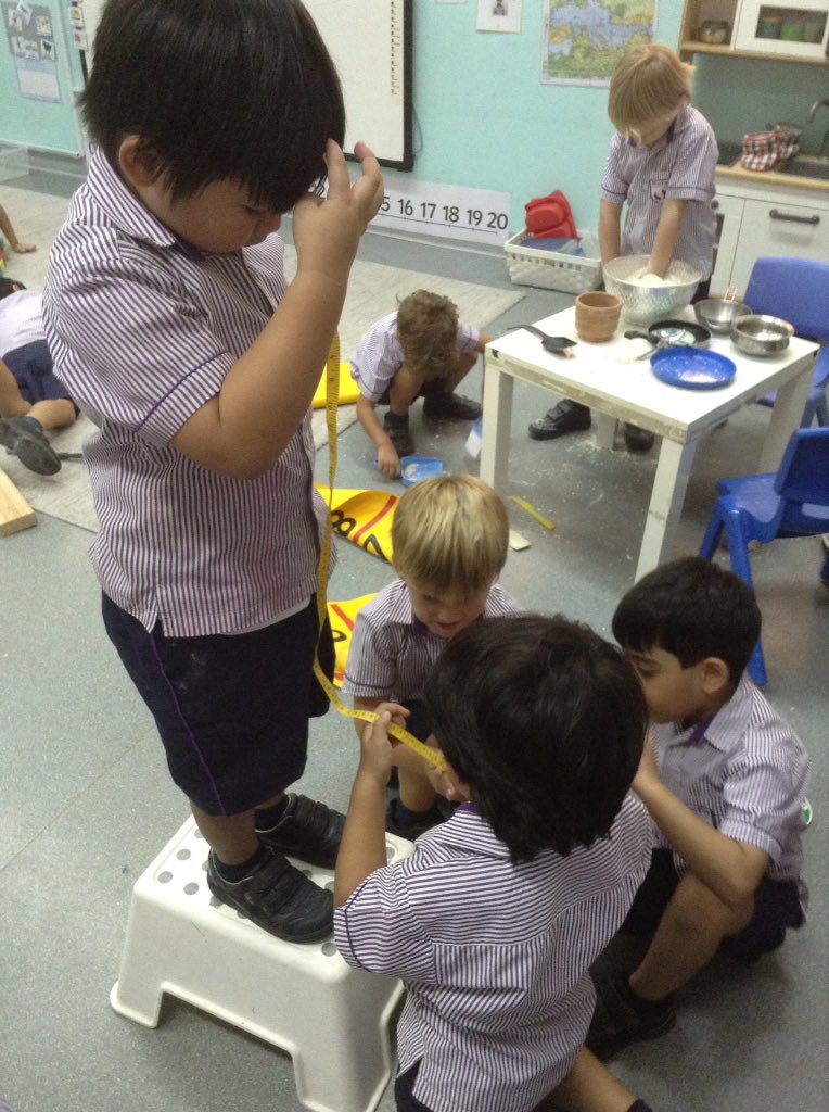 FS1_SBS's tweet photo. When 4yr olds are almost as tall as the teacher! #sbsfs1 #sbsactivelearning #sbsengagement #sbsmathematics #sbsfun @SafaBritishSch https://t.co/k0HTqVCAZA