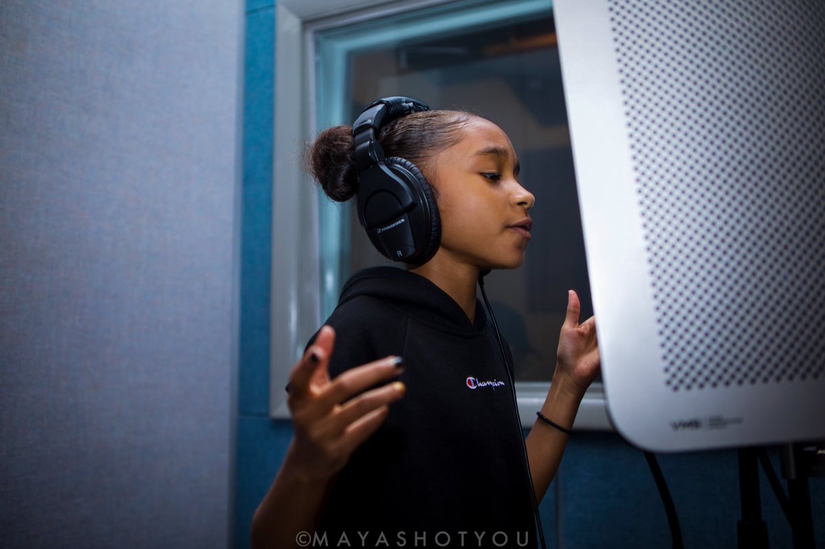 Remixgodsuede's tweet image. #Suede x #LayLay otw 🔥