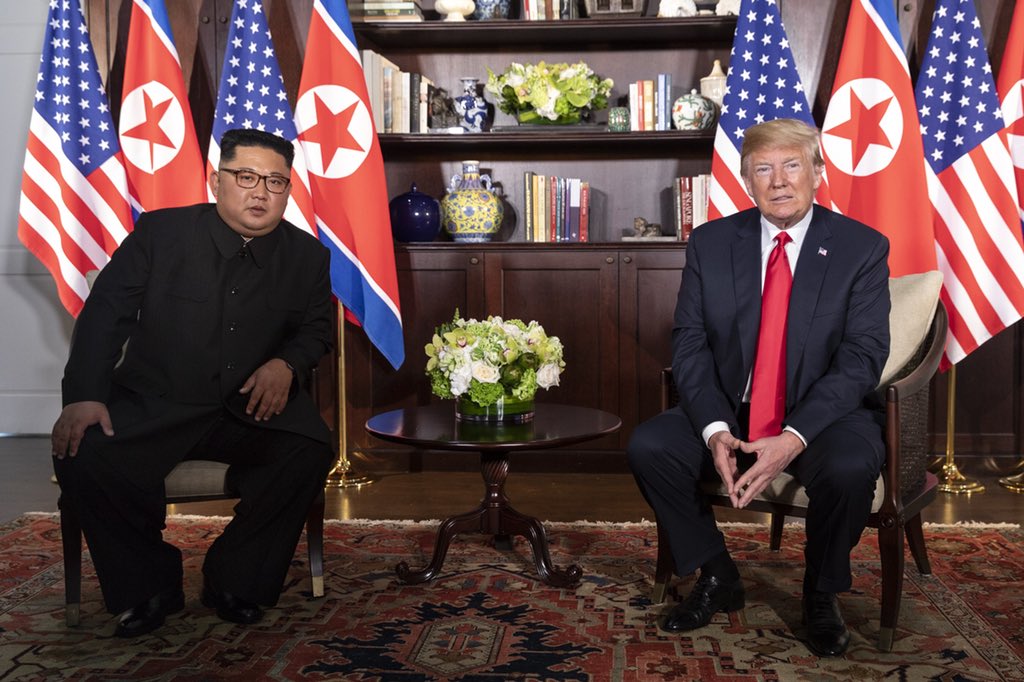 magnateUSA's tweet photo. —Y tú Donald, ¿tendrías una segunda cita con Kim? https://t.co/afgkw07qZD