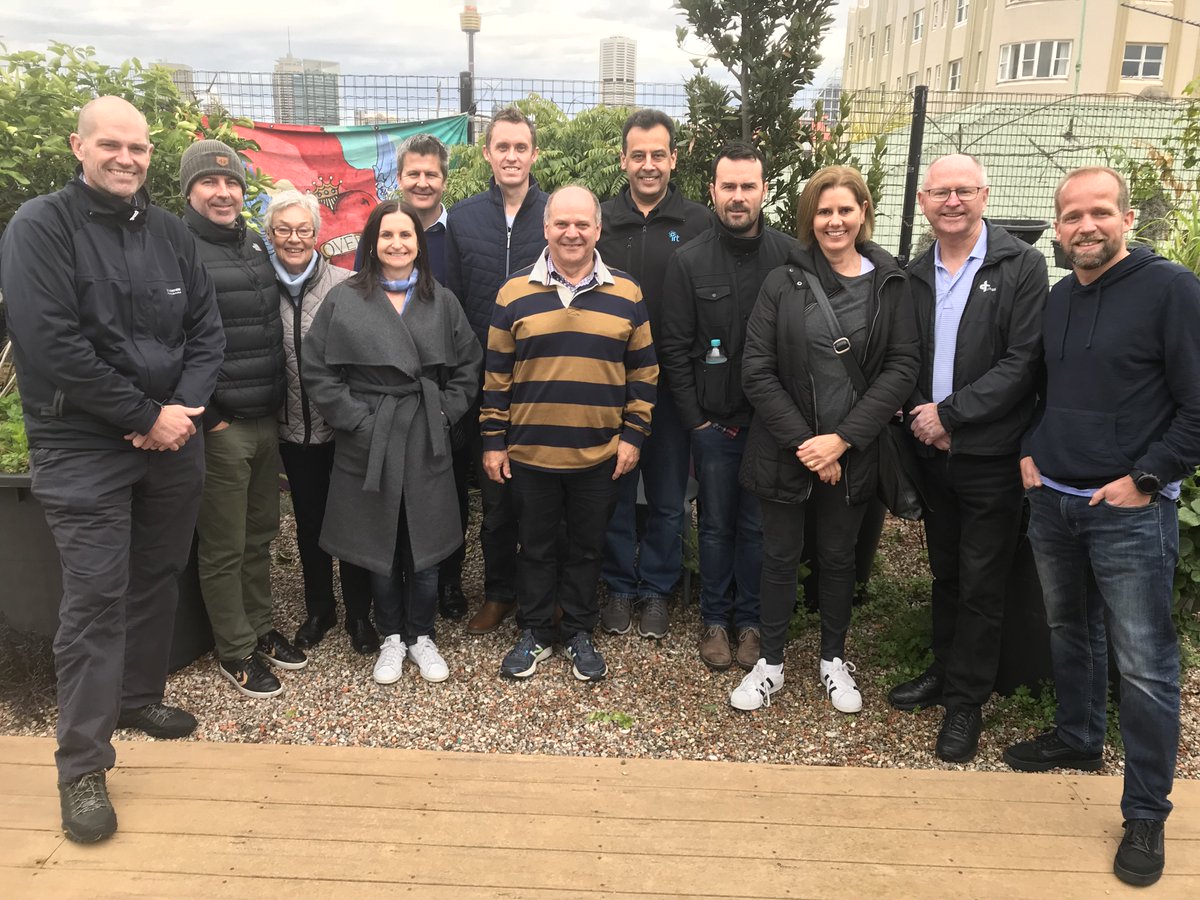 Wayside1964's tweet image. A massive thanks to @IRTgroup for coming in today for their #CorporateVolunteering day today, after a relaxing long weekend. They just cooked up a delicious chicken schnitzel Community Lunch, which put smiles on our visitor's faces.  #waysidechapel #loveoverhate #awaysidedays