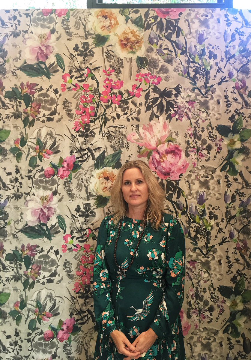 GillianDesign's tweet photo. Flower power! 🌸 #gilliandesign #designguild #wallpaper #interiors #design #beautifulhomes #designcrush https://t.co/qtSNKIRDPc