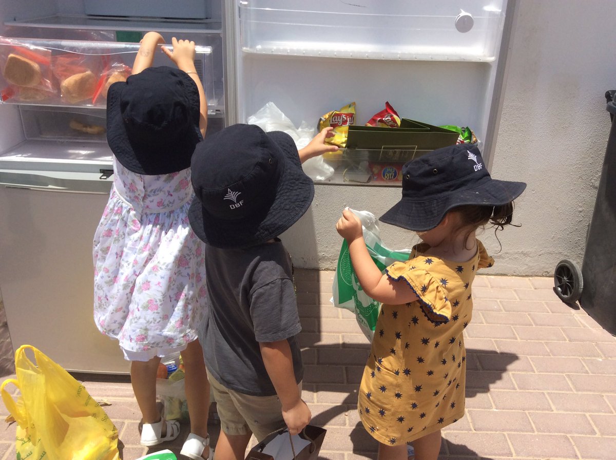 DBFFS2Purple's tweet photo. Thank you for all the wonderful donations to the Ramadan fridge! @DBFFS1Turquoise #dbfinspired https://t.co/5HxCyIvKSV