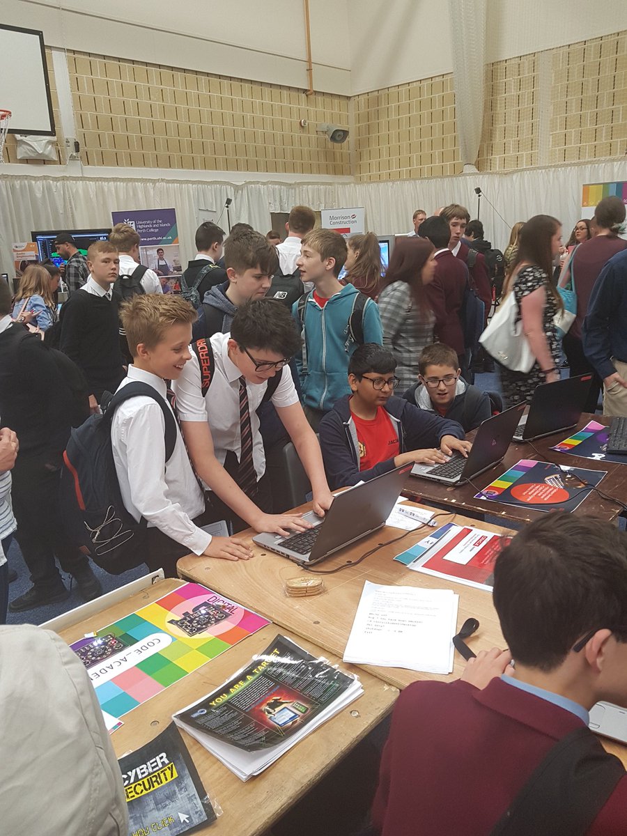 DandAComp's tweet photo. Start of a busy day @PerthCollegeUHI #bigbangscotland #dandacomp #digitalskills https://t.co/QvMCg8Sk2z