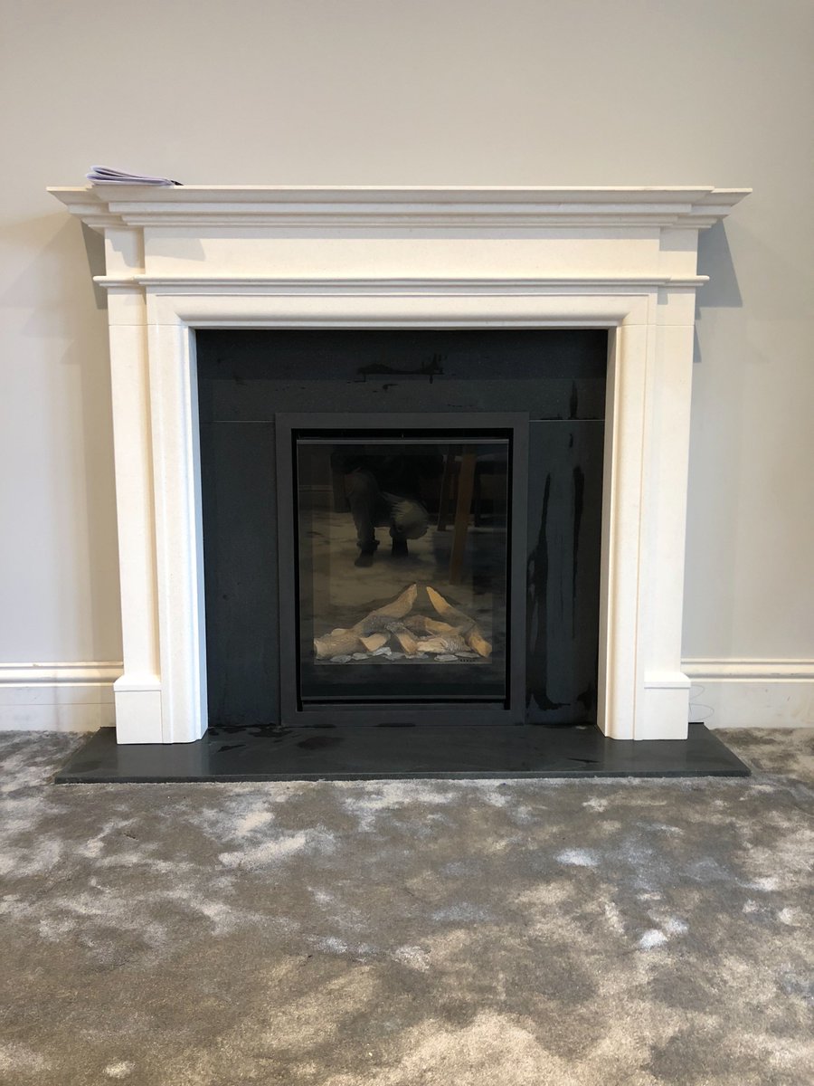 surreyfires's tweet photo. A beautiful @BF_gashaarden Unica-2-40 installed with a Devonshire Surround. #Interfocos #Bellfires #NaturalGas #GasFire #Limestone https://t.co/6GZKwDraR1