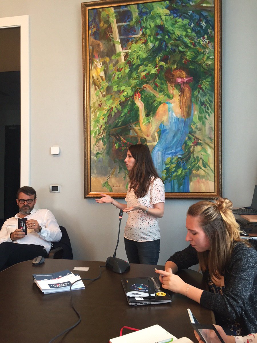 assopavic's tweet photo. Dans le cadre de la venue de la délégation de  @QuebecNumerique ==>présentation du projet @LesAmisdHubert par @AdeleDebost et du Social Challenge en collaboration avec @ATechnopole  et @Cocycler @StreetcoApp 
@assopavic https://t.co/KKp8S0Q9Jt