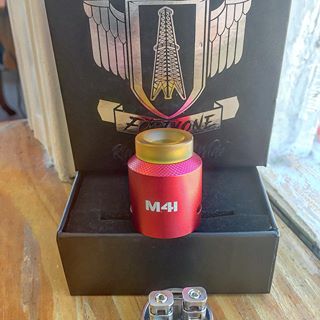 everzontech's tweet image. 💗💗Limited Rig Mod Model 41 Dual RDA red instock now
Grab one 👉everzon.com/rig-mod-model-…
#rigmod #Model41 #dualrda #bottomairflow #everzon #jakartavapor #ukvapers #vaperussia #vapeporn #vapeshop #vaporizer #vapelyfe
#vapelove #vapefriends #vapers #vapefamily #電子タバコ