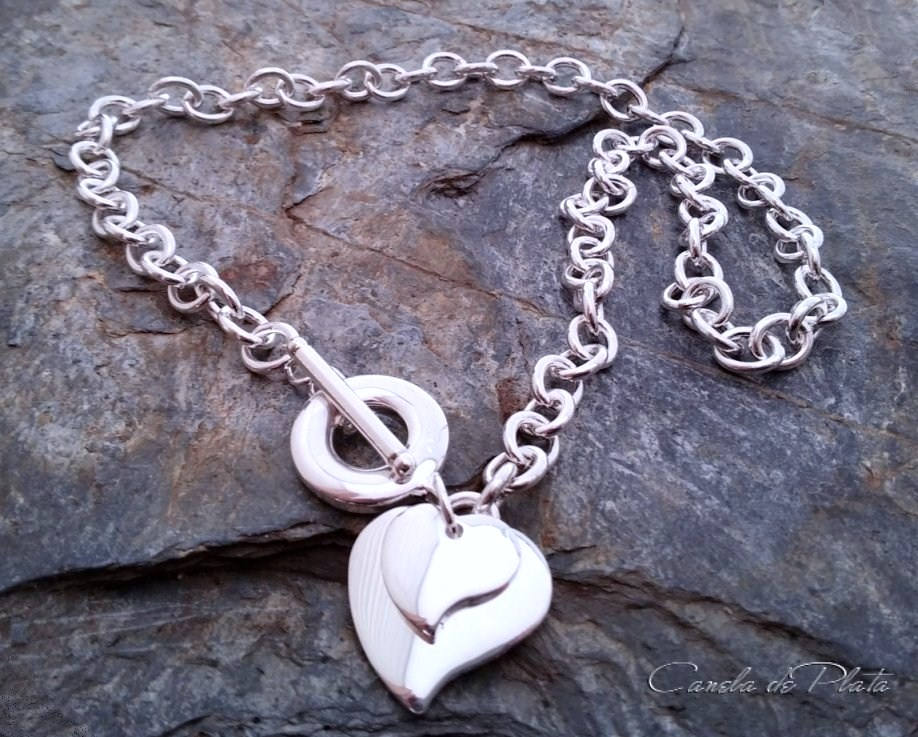 CaneladePlata's tweet image. Thick chain necklace with double heart sterling silver filled. Silver filled choker. Classic jewelry tuppu.net/e715df48 #CaneladePlata #Etsy #LoversGift