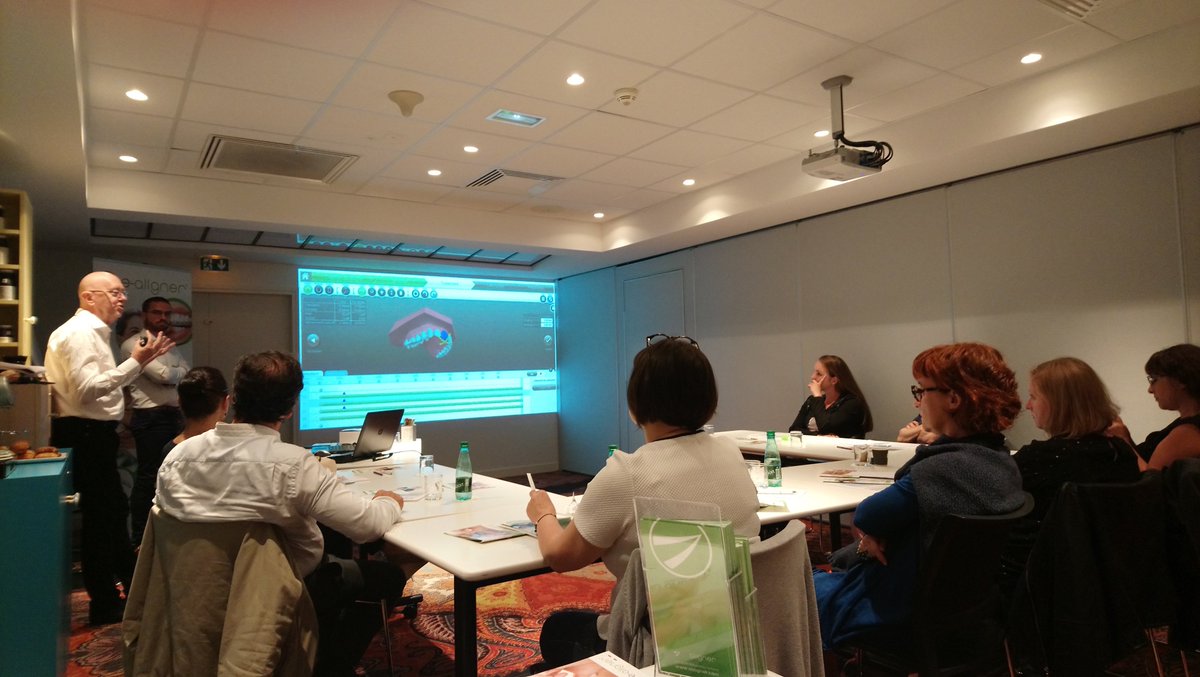 Merci aux participants de la journée de formation <a href="/ealigner/">E-Aligner</a> à Paris ce Lundi 11 Juin 2018 !