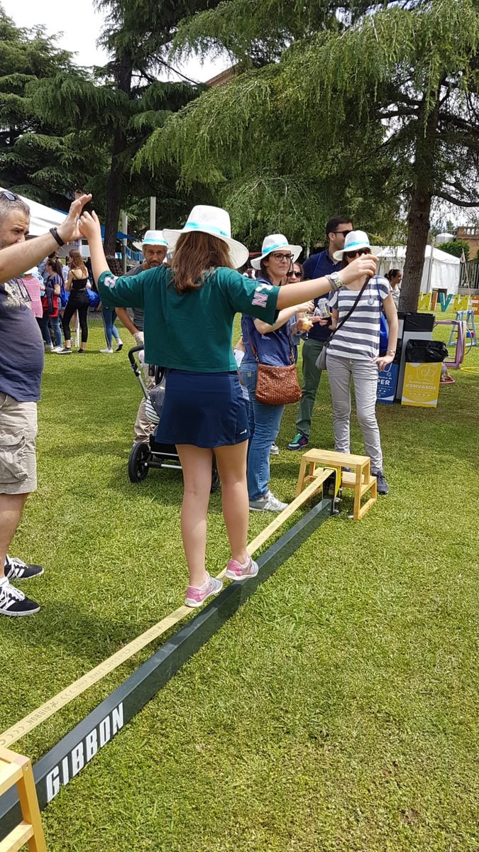 activijoc's tweet image. Festa Major a #Agbar, aigues de Barcelona. Amb el #Jugacirc, Animació itinerant de #Krash i màgia amb el #MagIsaac, amb #Activijoc. Gràcies a @ElTerrat per confiar un cop més en @Activijoc