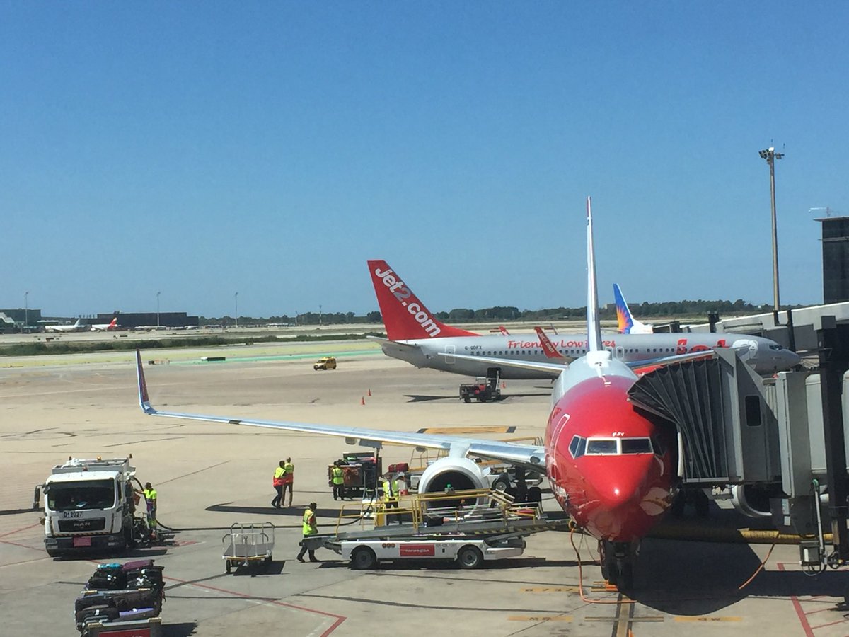 SweetSwedenES's tweet photo. Empieza nuestra #ruta de #UnMesxSuecia volando con @Norwegian_ES de Barcelona hasta Copenhague para entrar a #suecia por #Malmö y #Escania #viajar https://t.co/tlL2qgZP51