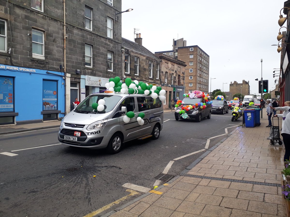 DAstonSNP's tweet photo. #KidsOuting hits #Porty High Street and leaves the team of @TommySheppard soaked - well done all the taxi drivers and hope the kids have a great time at the beach. https://t.co/gVw3KY2z4N