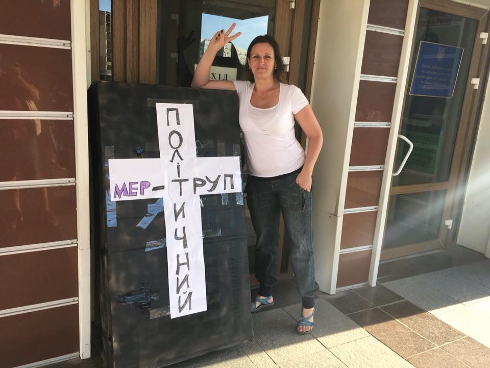 HromadskeZP's tweet photo. https://t.co/b0XjPJMcJQ“Дістало”: В Енергодарі місцеві мешканці пікетували мерію, – відео https://t.co/P6SCz0JJ0V