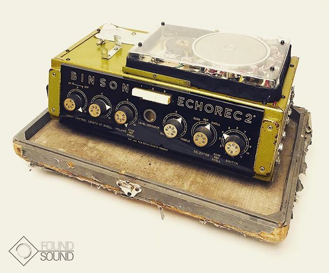 foundsound_'s tweet photo. #Gilmour like it #Binson #Echorec2 💽 https://t.co/DcbffWsIjc https://t.co/kZIcZZKRBC