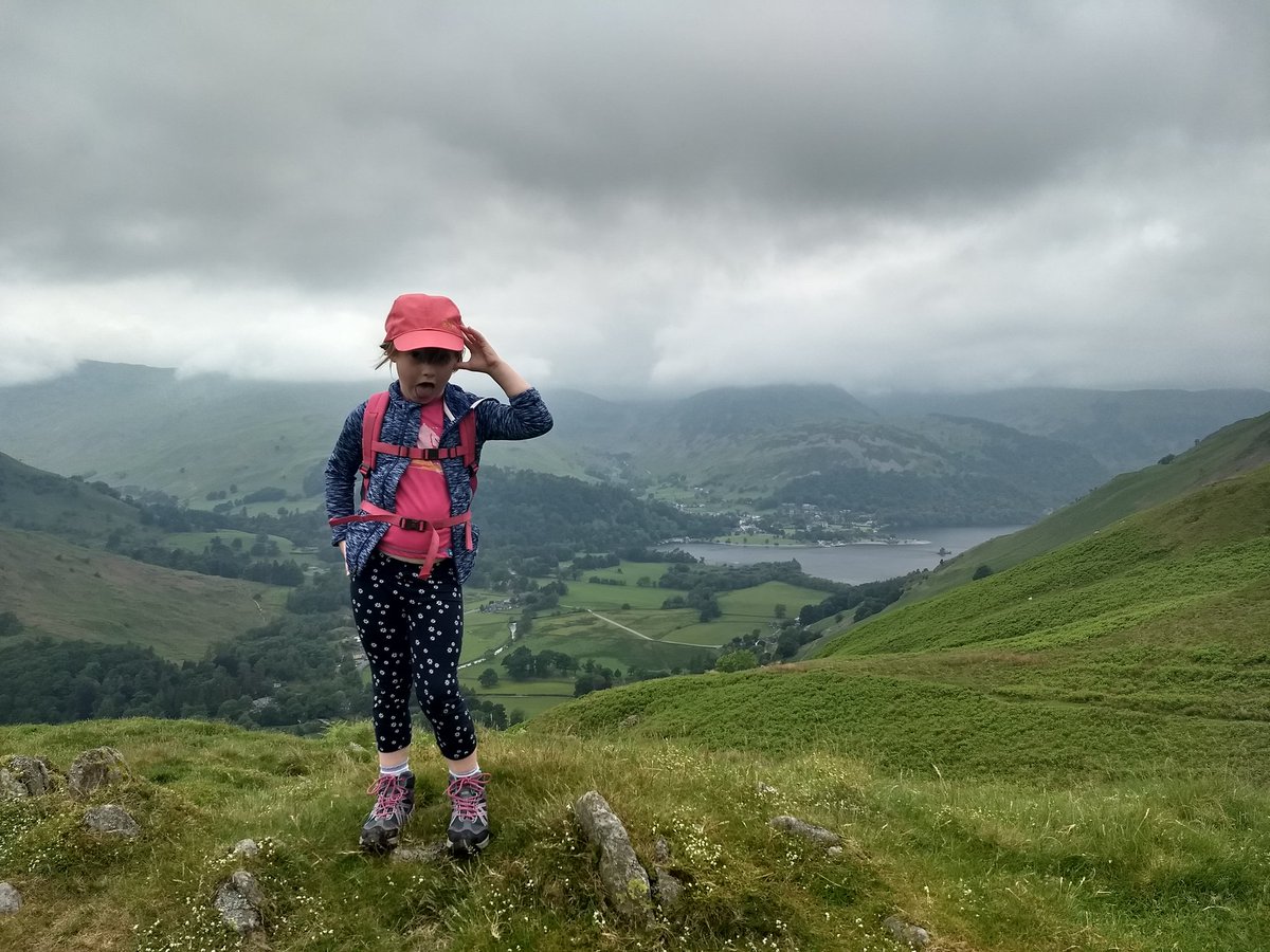 alip1000's tweet photo. She's only five but she made it. So proud. #placefell #LakeDistrict #littlewalker https://t.co/SMvwhFhWGt