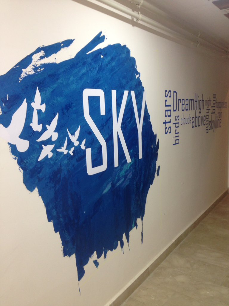 Daha fazlasını görmek için web sitemizi ziyaret edebilirsiniz. #duvarboyama #duvarresmi #duvarresmiboyamasanati #resim#sanat #dekorasyon #tasarım #mimari #içmimar #dışmimar #içmekan #dışmekan #luxury #وسام # #رسام  #ressam #فن #painter #wall #mural #dizayn#interiordesign #mimar