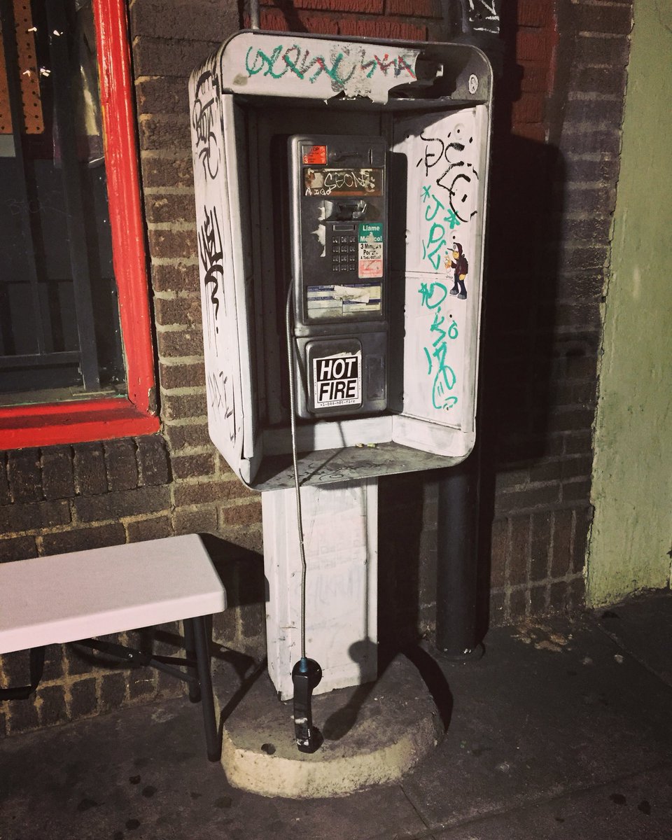 SchrierPaul's tweet photo. A strange device outside #theoffbeat #highlandpark https://t.co/EzhTyL4kK1