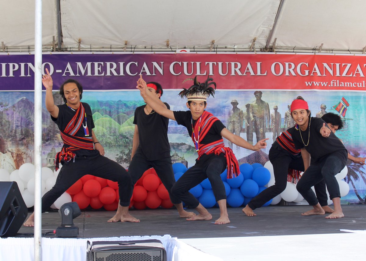 OPLfriends's tweet photo. Thank you to the Fil-Am Cultural Association for your generous donation to the Oceanside Public Library. Cheers to everyone who enjoyed the Fil-Am Cultural Celebration at Oceanside Civic Center June 9. https://t.co/HxZrDVernz