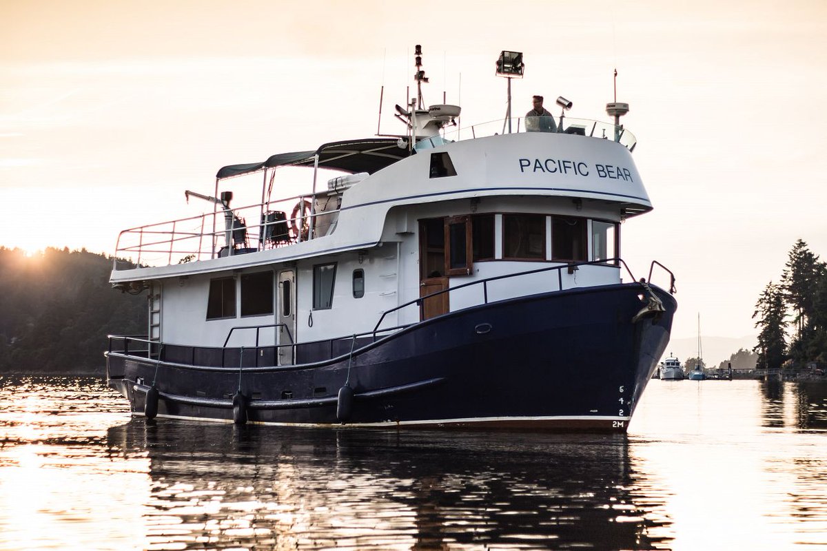 GrantLawrence's tweet image. Just eights spots left on this summer's *deluxe* Adventures in Solitude #DesolationSound tour on this boat w/ me + @homfraylodge + @pccoastalcruises. Tell your parents! goo.gl/Q5SjLn