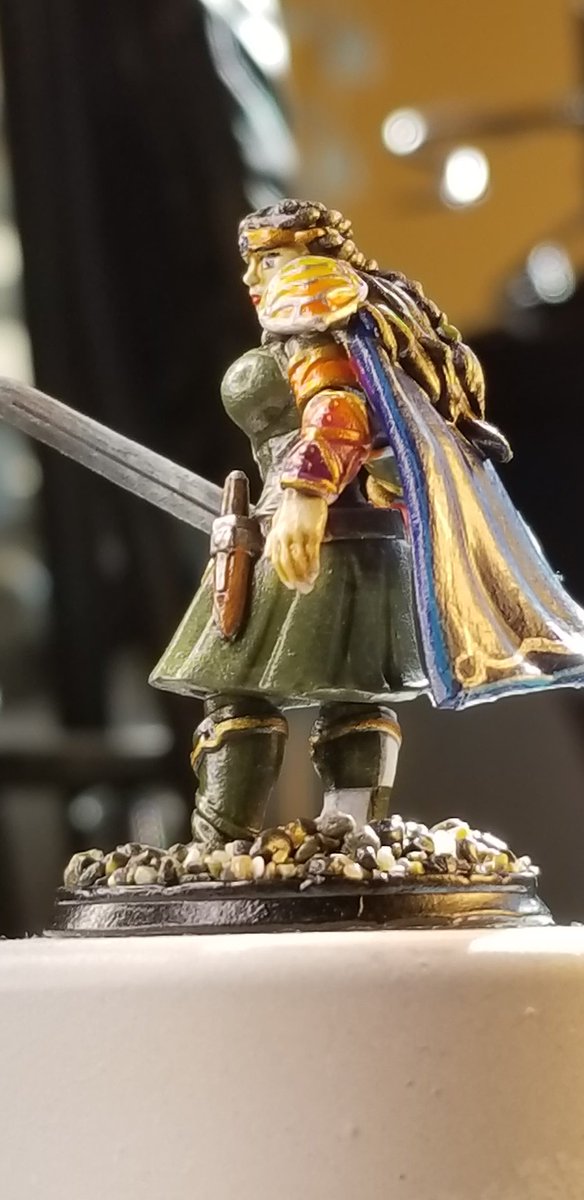 ArionBlackthorn's tweet photo. Finished her today. Makayla, mother of Kozak. One of the finest characters from our latest adventure as the Young Blades! #RealChaoticGood #arionblackthorncreations https://t.co/5VQNA9Iyea