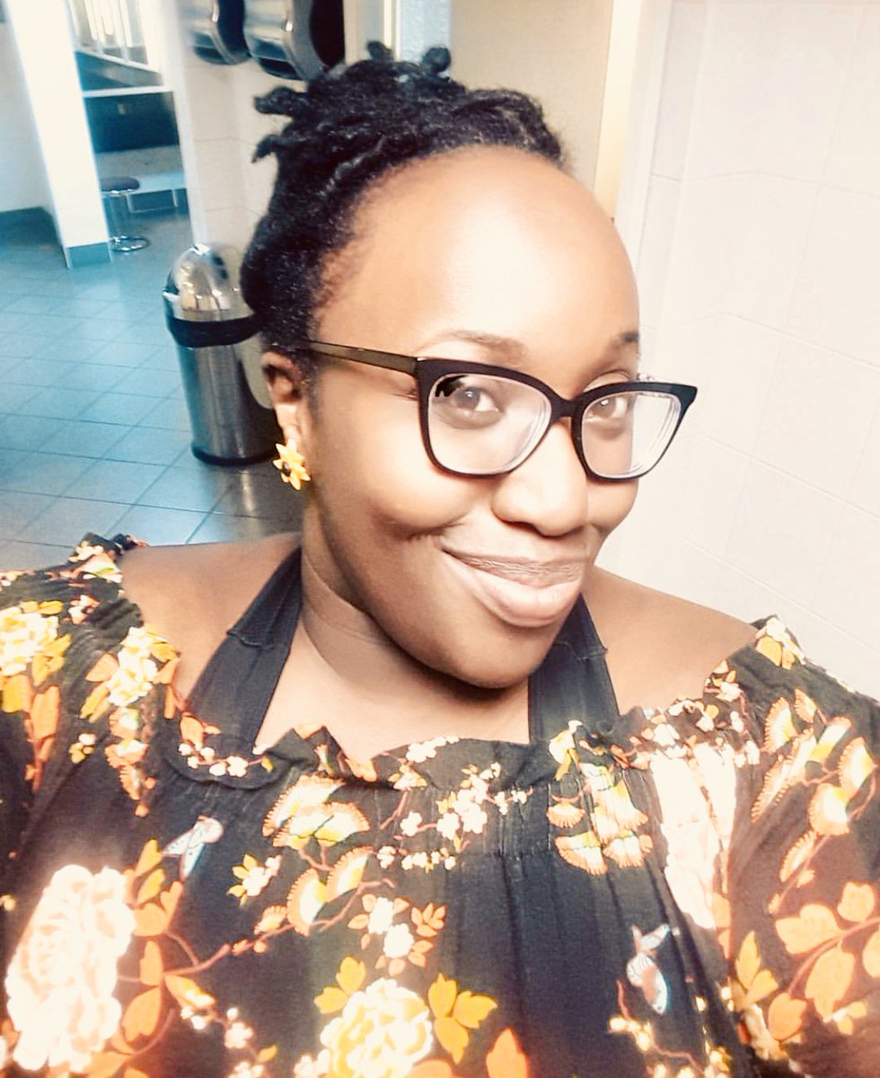 TheBirdsE11's tweet photo. Why donโt you let this gorgeous lady cook your dinner tonight!๐๐ฅ ~ Sheโll be cooking up a Caribbean feast in a kitchen takeover. Come and have your tastebuds tantalised between 5 & 10pm @zarastreats #jerkchicken #vegan https://t.co/VOioccAvud