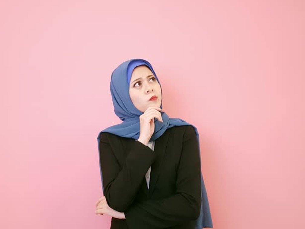 AsoIslamofobia's tweet photo. 🗣️"Asimilar a través de las #mujeres" ¿Por qué las estrategias asimilacionistas se centran especialmente en las mujeres?" de @NataliaAndujar1

#LuchaContraIslamofobia
#IslamofobiaDeGénero 

https://t.co/wsgwxZMEYb https://t.co/ynQjMBcjJH