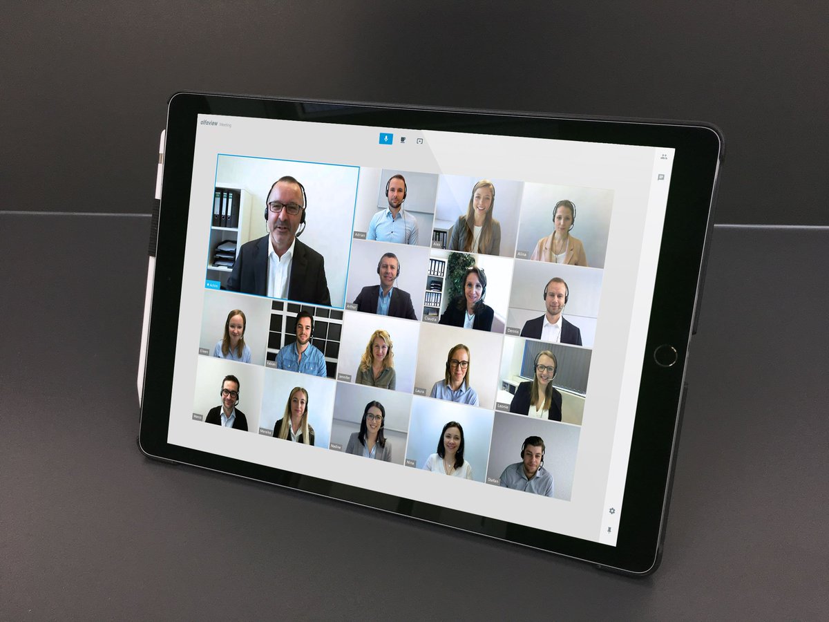 alfaviewGermany's tweet photo. Auf der @cebit präsentieren wir die neue #iPadVersion von #alfaview. Professionelle #Meetings lassen sich so noch flexibler gestalten. Besuchen Sie uns in Halle 17 an Stand D40! 
#Videoconferencing #madeingermany #CEBIT18 #videoconferencing 
Mehr dazu: https://t.co/QNPSscpBw5 https://t.co/prdXB6dYHz