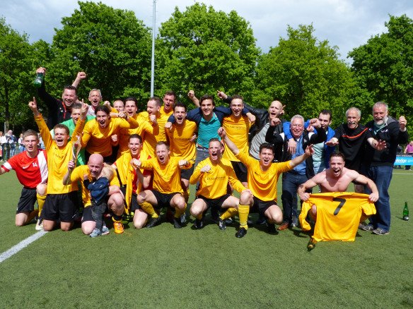 Geen vaandelteam van <a href="/vv_BES/">vv BES</a> volgend seizoen in competitieverband: trompettercup.com/2018/06/12/doe…
<a href="/Trompettercup/">Trompettercup</a>