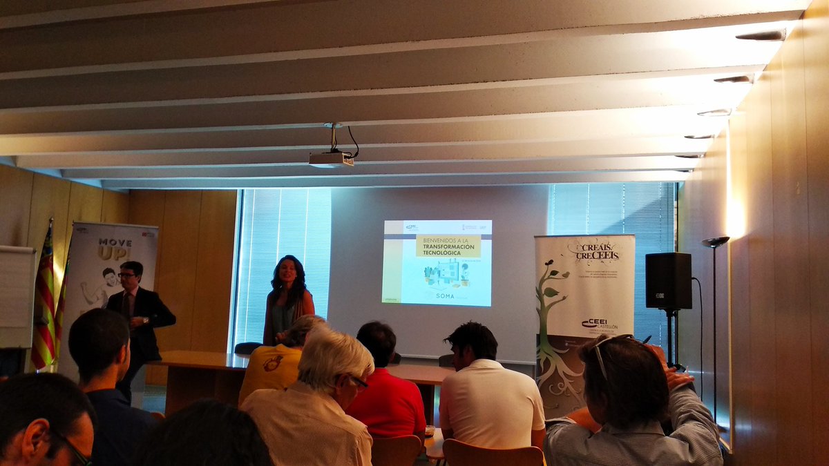 nachocr26's tweet image. En la presentación del #SOMATechHub @CEEICastellon @emprenemjunts