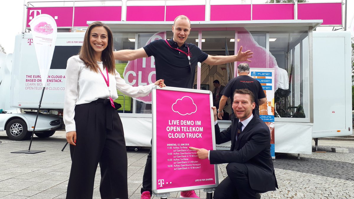 iLoveOpenStack's tweet photo. Heute bauen wir ein #Torrelay frei nach #EdwardSnowden auf #OpenStack der #opentelekomcloud #Telekomwall https://t.co/ng545Cav8X