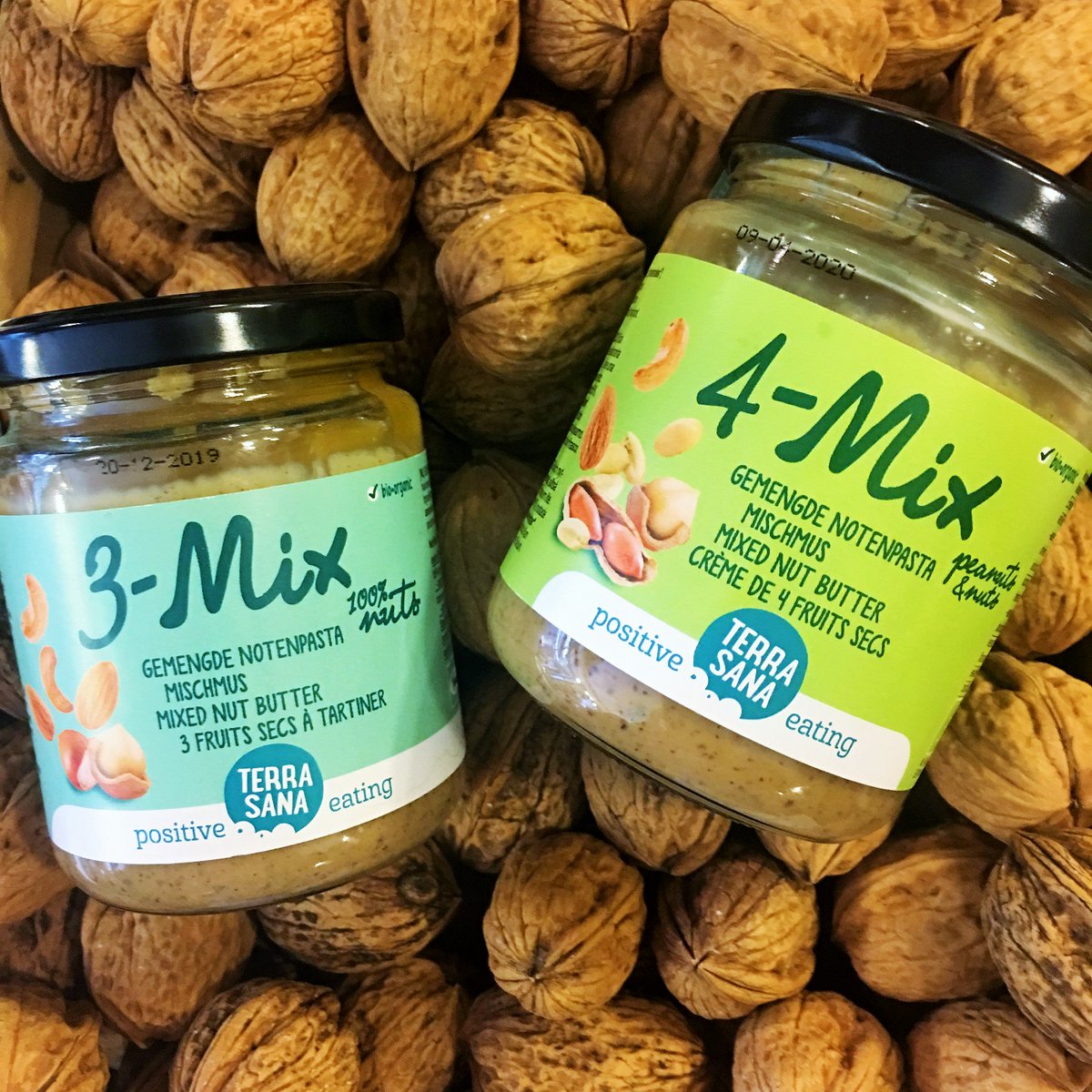 Prueba las deliciosas pastas de Terrasana! 😋 Es una mezcla de frutos secos con un sabor suave y ligeramente dulce. Ideal para tomar untado en un sándwich.
Productos: 
✅Sin gluten ✅Sin lactosa ✅Sin huevo ✅Ecológico ✅Vegano
#KikiMarket #OrganicFood