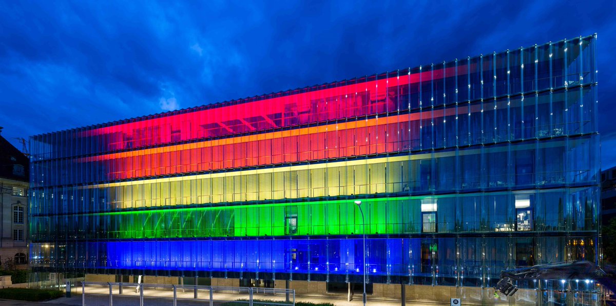 SwissRe's tweet image. To celebrate our LGBTI+ colleagues, and the wider LGBTI+ community, we're lighting up our Swiss Re Next building in rainbow colours from 11-16 June. #Pride2018 #TogetherwithPride