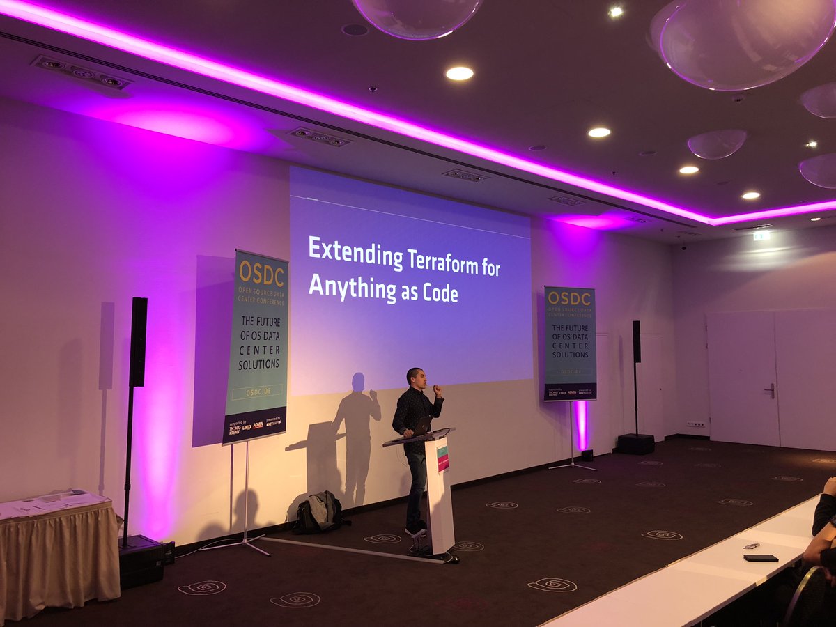 gethash's tweet image. Great to have @mitchellh back for #osdc in Berlin.
