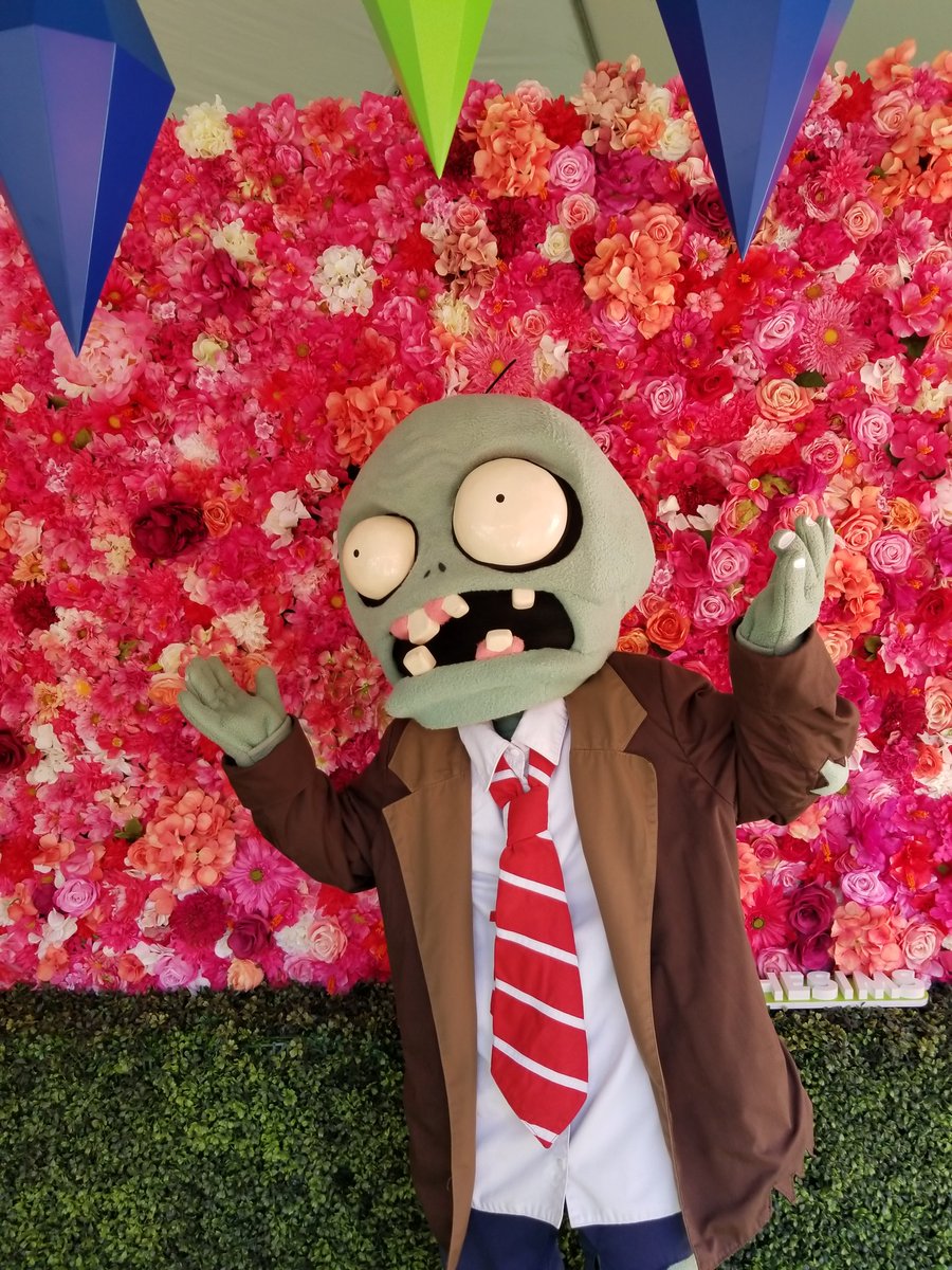 Zombie pack confirmed.

They were great. All 3 days they'd photo bomb pictures, sneak up on you when in conversations, or try to eat your brains when you ask for a selfie.