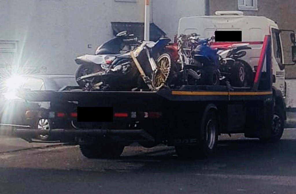 GardaTraffic's tweet photo. Gardaí from Ballymun seize scramblers in the Ballymun area this morning. Please remember if you are driving a scrambler in a public place you must have a current driving licence &amp; insurance. https://t.co/orVbRaC435